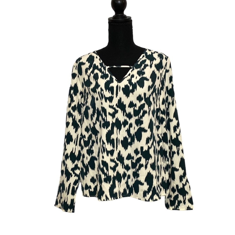 SHEIN V-Neck Ling Sleeve A-Line Top M